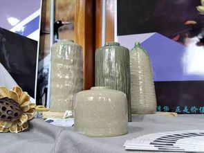 今天一大波人齊聚拉市海邊,竟都是為了看這個(gè)
